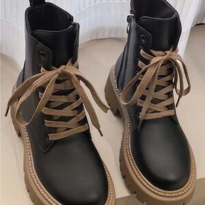 Women black and brown boots